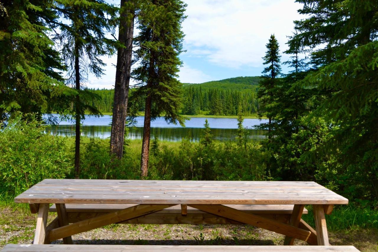 Schott'S Lake Conference & Resort Sundre 外观 照片