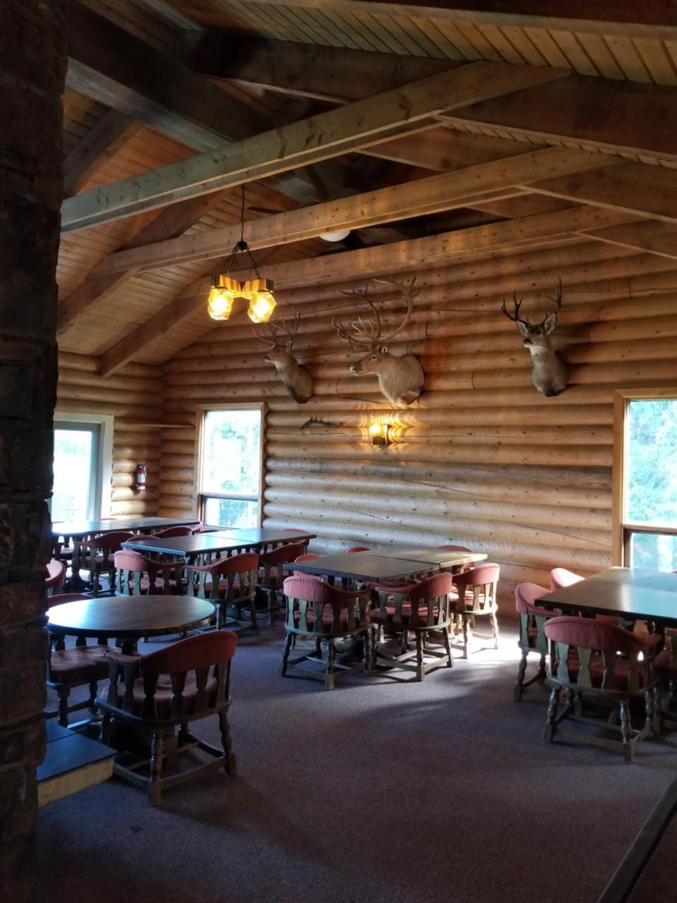 Schott'S Lake Conference & Resort Sundre 外观 照片